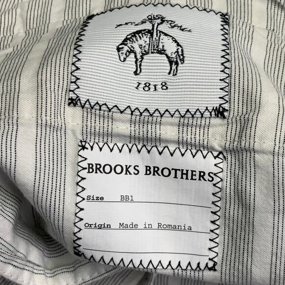 BROOKS BROTHERS Size 30 Beige Stone Cotton Button Fly Shorts - Picture 5 of 7
